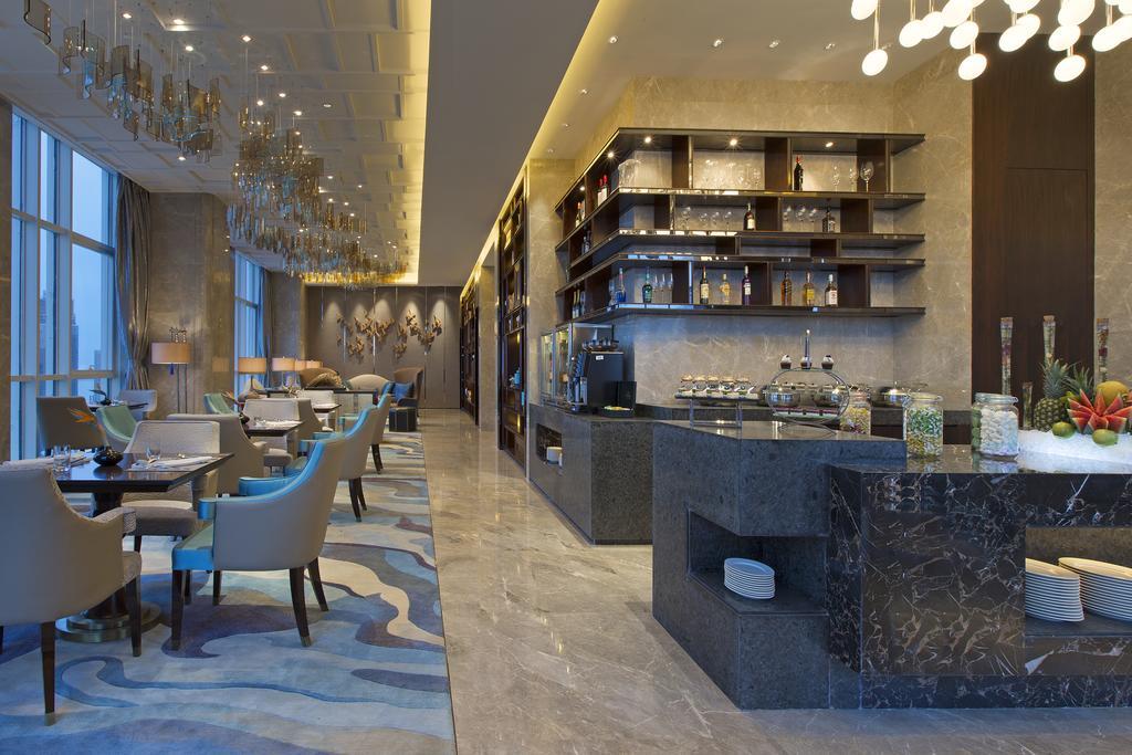 Hotel Pullman Yantai Center Esterno foto