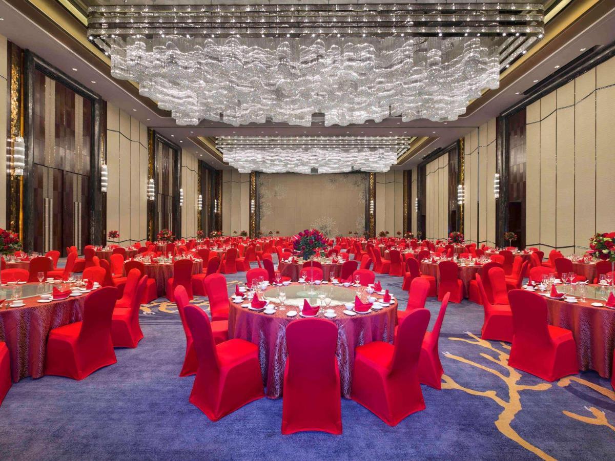 Hotel Pullman Yantai Center Esterno foto