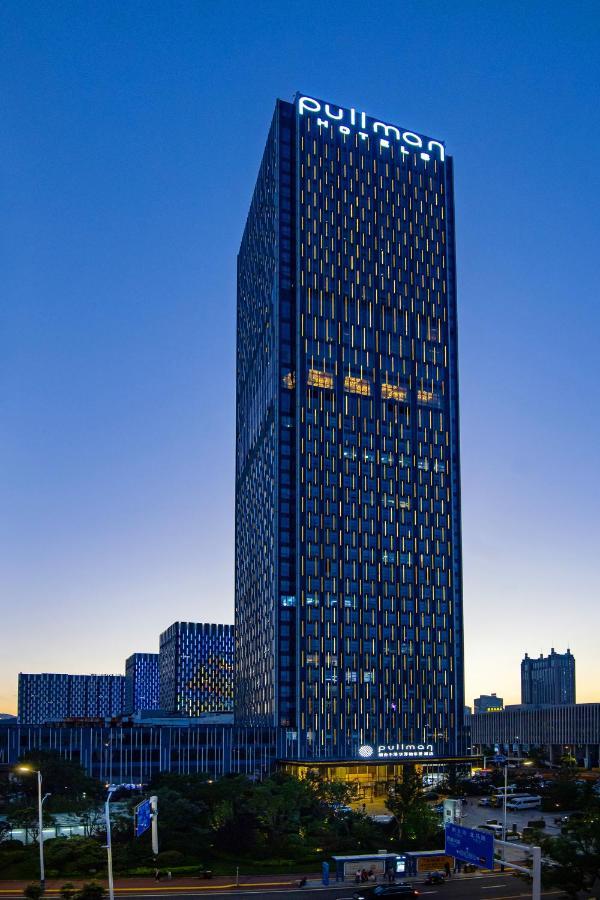 Hotel Pullman Yantai Center Esterno foto
