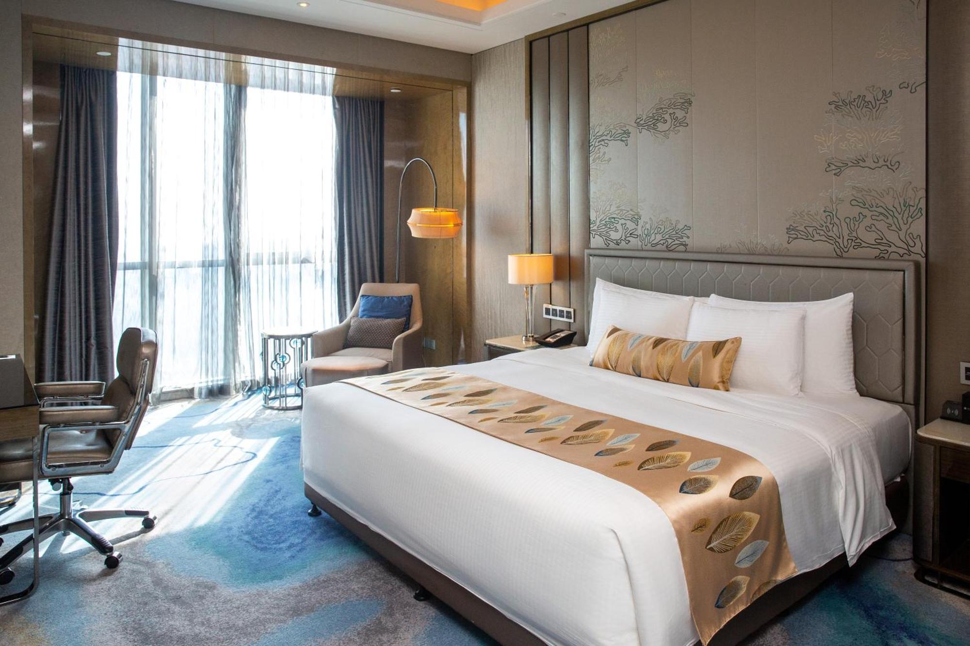 Hotel Pullman Yantai Center Esterno foto